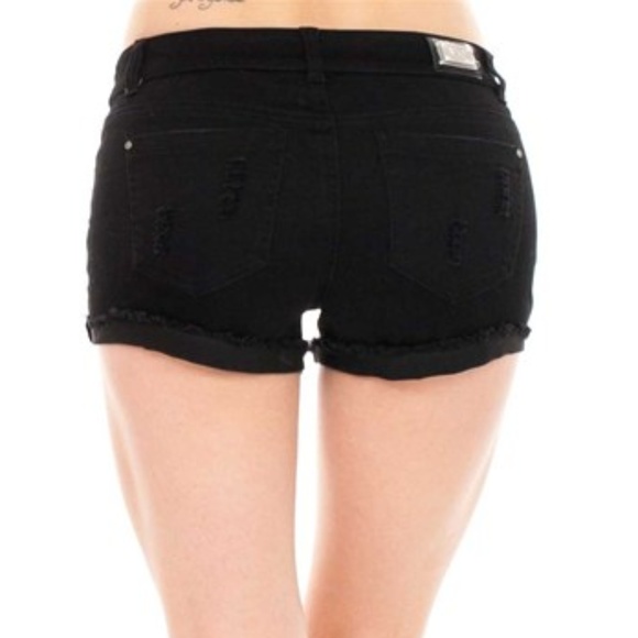 Camouflage Dual Tone Shorts - Picture 3 of 3